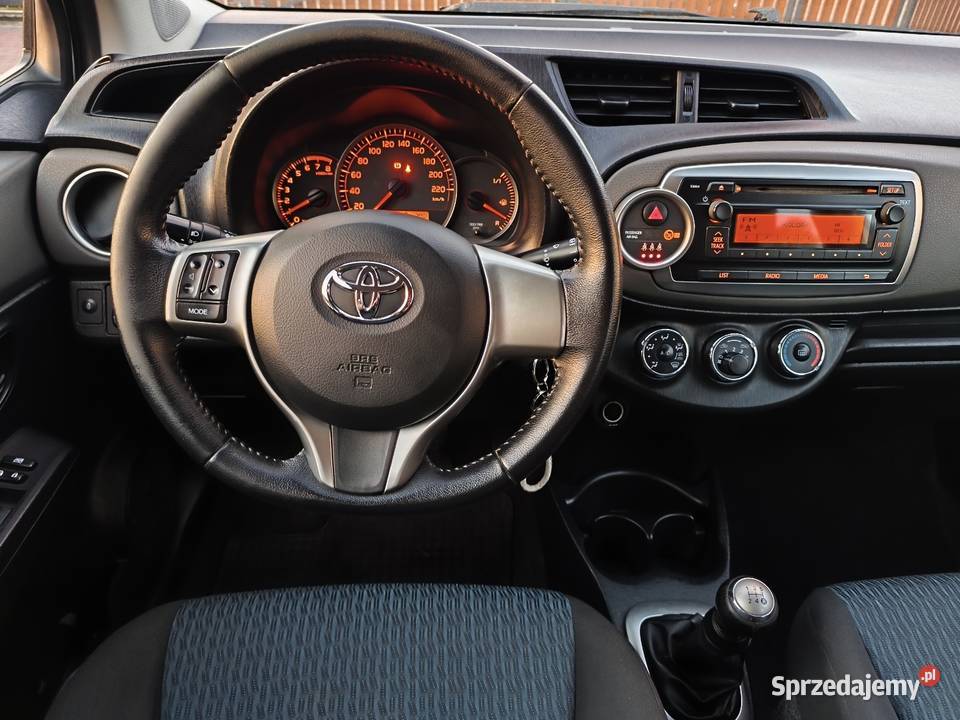 Toyota Yaris III 2012r Benzyna Zadbana mazowieckie Łochów
