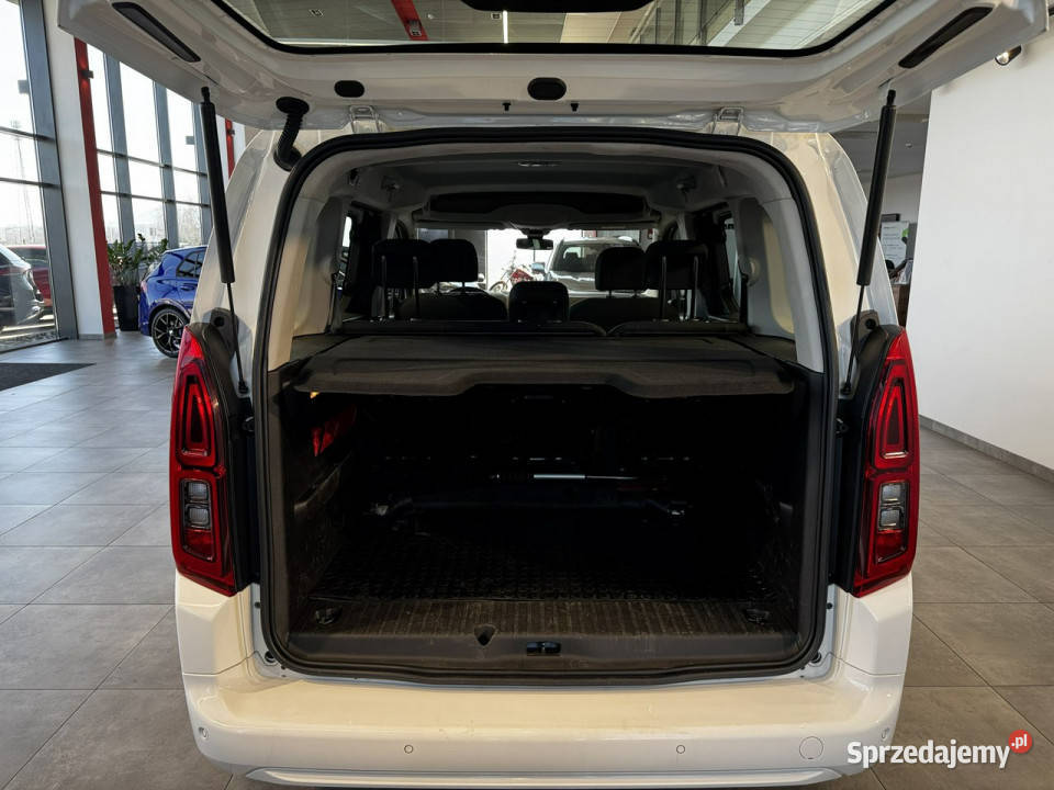 Opel Combo Life Elite 12Turbo 110 M6 2019 r 136300km Myślenice