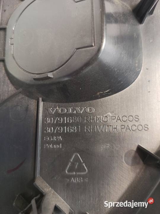 OSŁONA ZAŚLEPKA KONSOLI PRAWA VOLVO V60 30791680 sprzedam