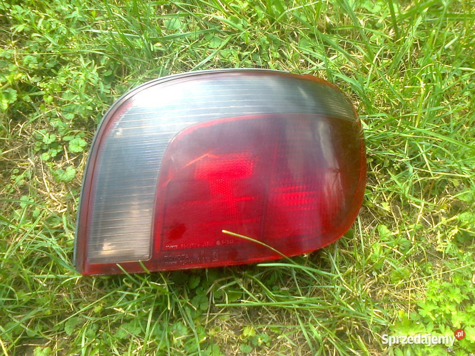 yaris lampa lampy tylne Oświetlenie Lublin