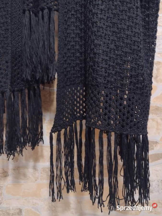 ML Czarne ażurowe ponczo wełniane z Londynu Kraków