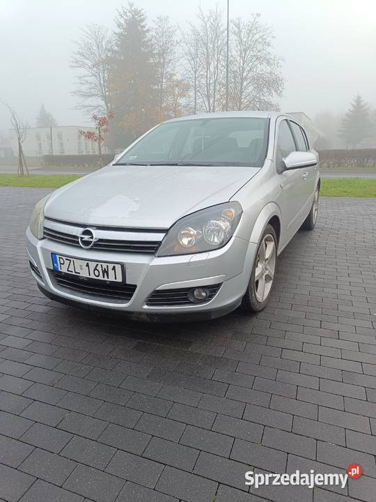 Opel Astra H COSMO ASR (kontrola trakcji) Nowiny