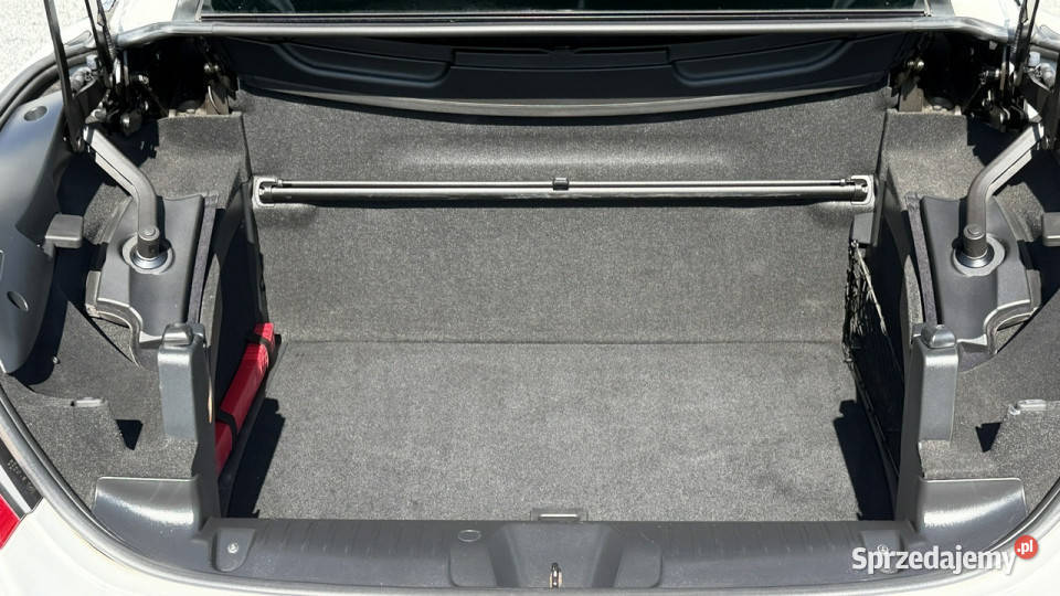Peugeot 308 CC Cabrio 20 Diesel Moc 163 Rok produkcji 2012