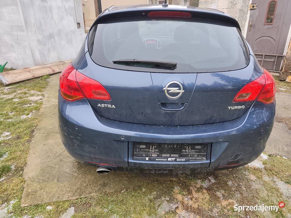 Opel Astra J 14 Turbo 140 2011 210 Kostrzyn
