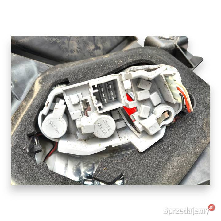 LAMPA PRAWA Volvo V60 20102018 tylnia prawy tył Chełm