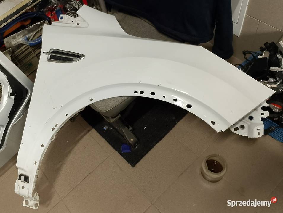 Błotnik prawy ford Kuga 2 MK2 Mk 2 biały igla podkarpackie Rzeszów