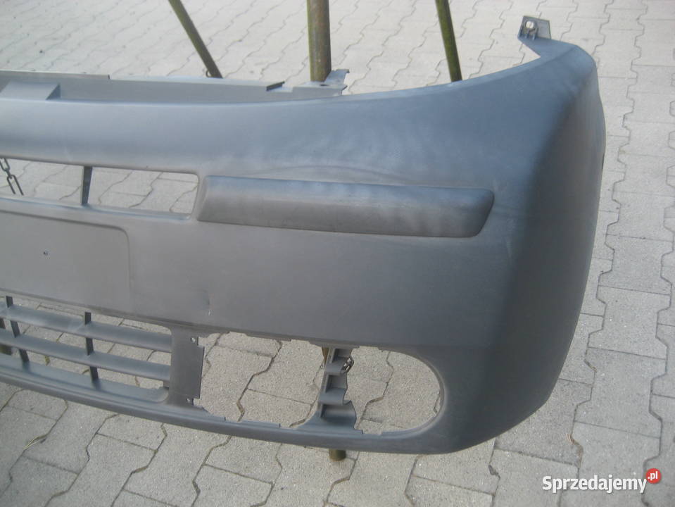 renault trafic vivaro a 0106r zderzak przedni Rakoniewice