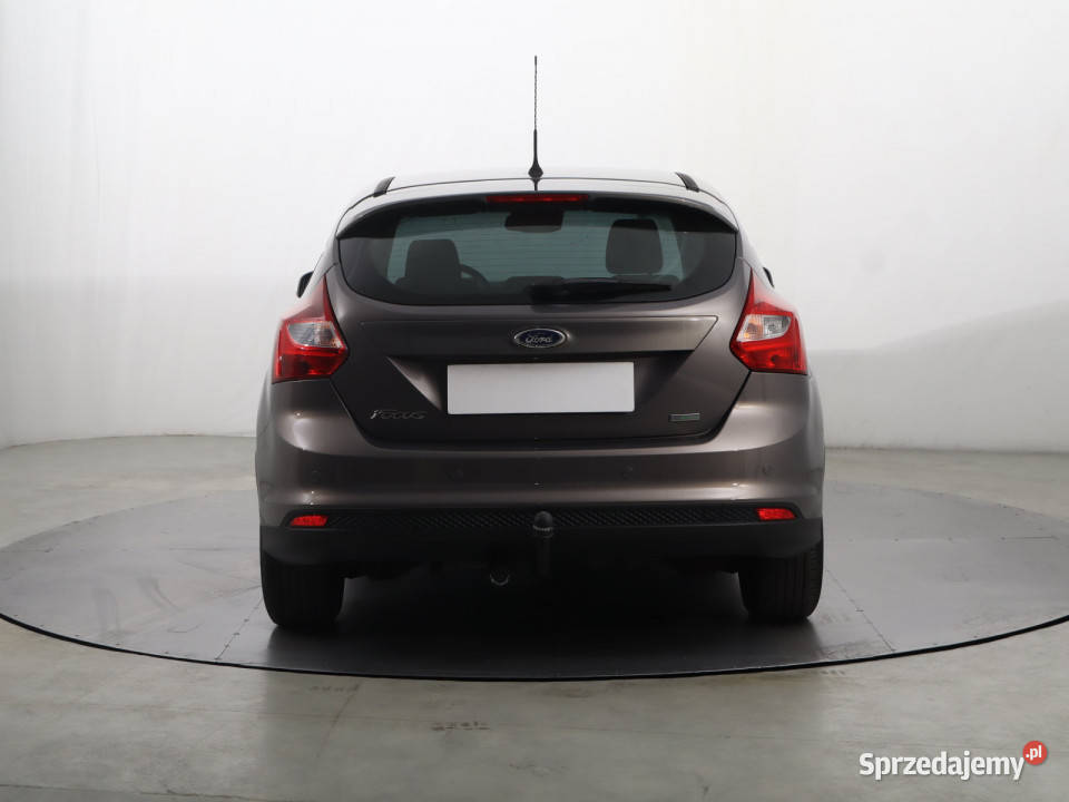 Ford Focus 10 EcoBoost nieuszkodzony sprzedam