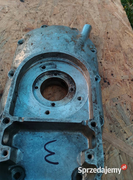 pokrywa rozrządu ural m63 Lublin