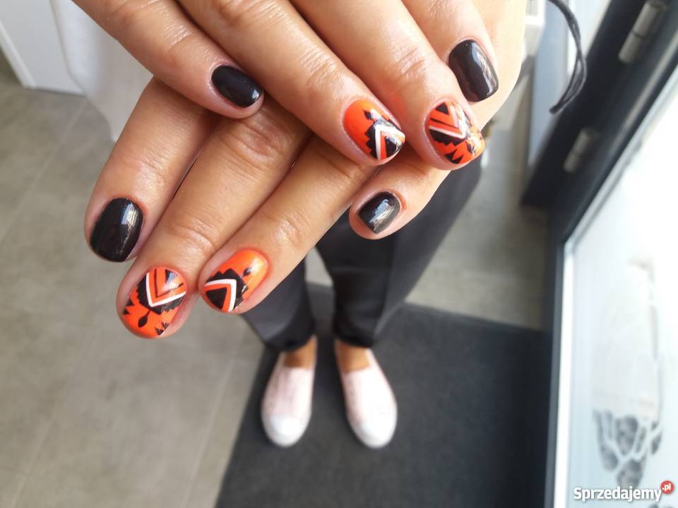 Stylizacja paznokcimani hybrydowypedicure Wrocław