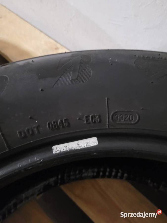 Opony 2356018 Bridgestone sprzedam