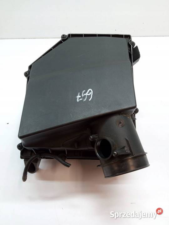 OBUDOWA FILTRA POWIETRZA 31474862 31474862 Volvo