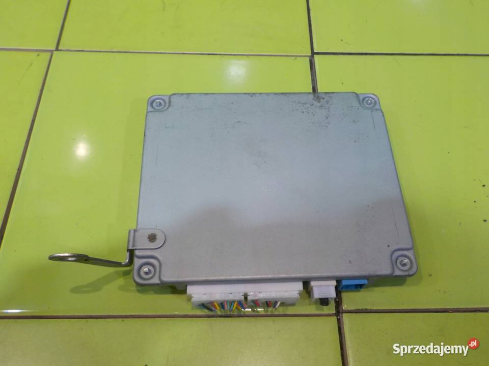 TOYOTA PRIUS III 18 VVTI 10r 5D sterownik modul Suków sprzedam