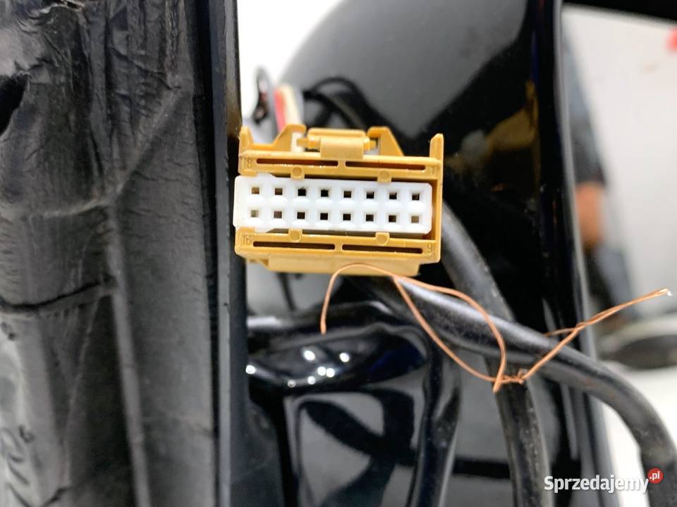 LUSTERKO PRAWY AUDI A4 B6 SedanLimuzyna 0005 Części samochodowe sprzedam