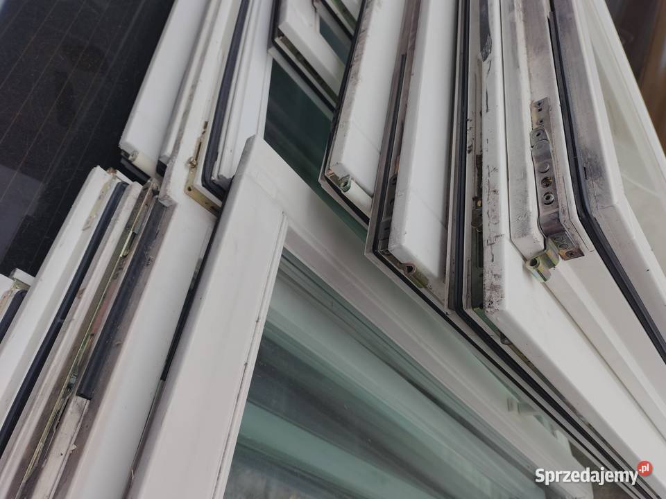 DREWNIANE OKNO OKNA ALTANKA TUNEL SZKLARNIA