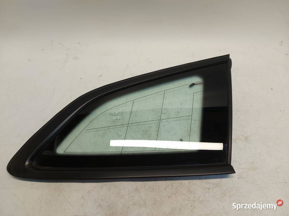 BMW G21 G20 Kombi 330e szyba prawa tył tylna sprzedam