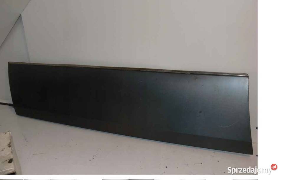 LISTWA DRZWI LEWY PRZÓD MERCEDES W124 Listwy