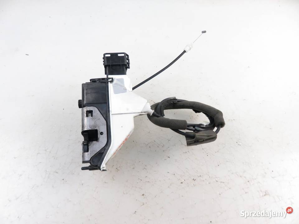 ZAMEK PRAWY PRZEDNI CITROEN DS3 6 PIN