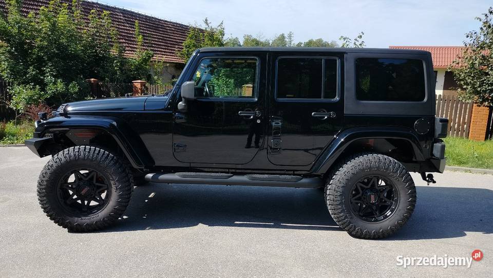 Jeep Wrangler JK 36 V6 Unlimited Sport Sahara światła przeciwmgielne Działdowo