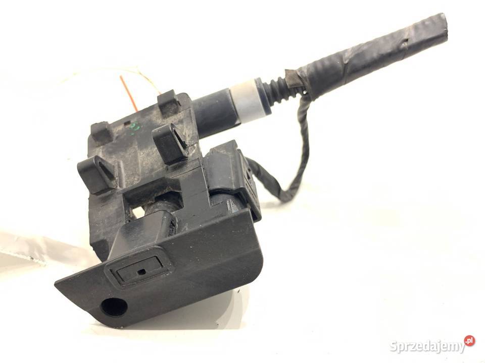 DYSZA SPRYSKIWACZA SZYB LEWA BMW E70 0613 osobowe