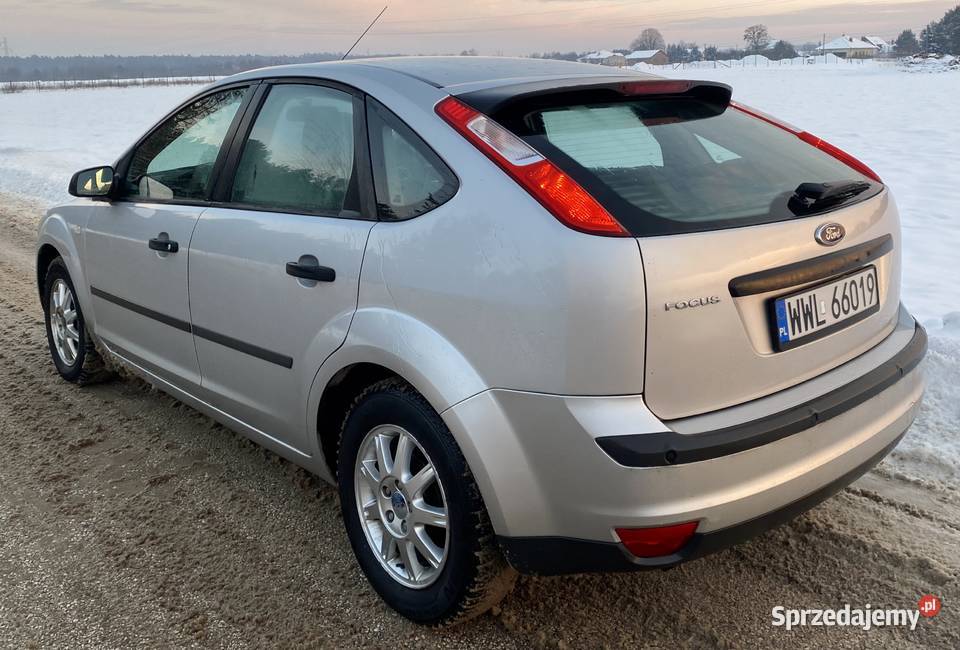 Ford Focus 16 benzyna BEZWYPADKOWY Przebieg mazowieckie