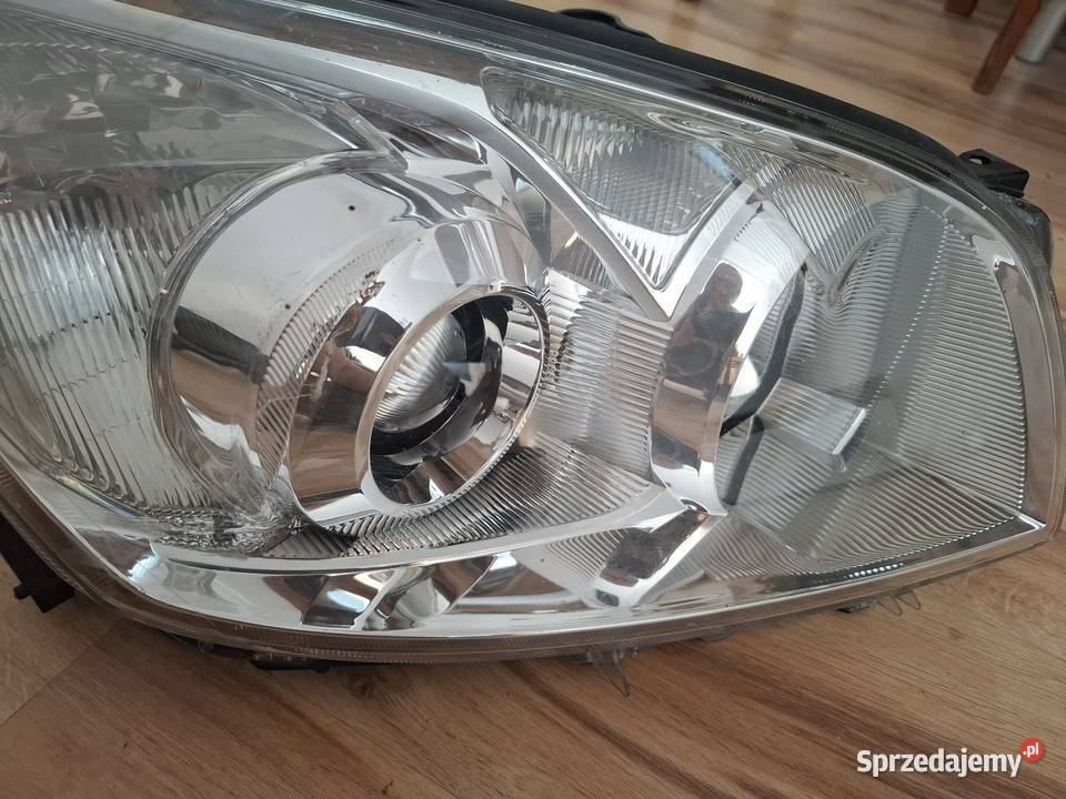 Lampa przednia prawa toyota RAV4 III Lampy przednie Kalisz