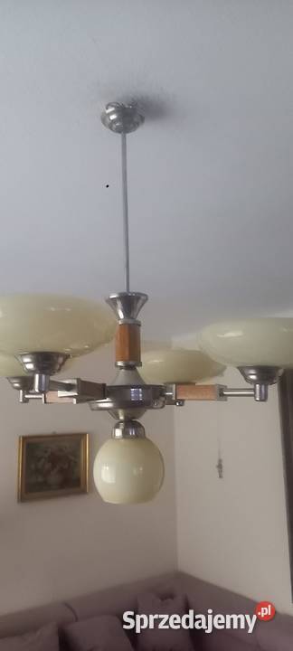 Czteroramienny żyrandol z kloszami w stylu Art Antyki Skierniewice