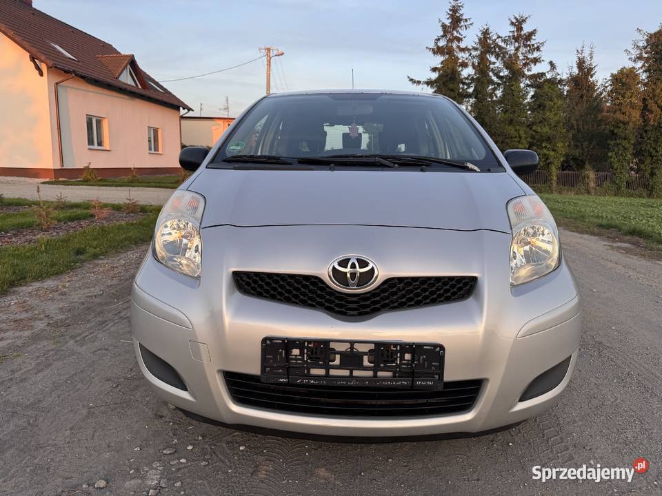 Toyota 13 benzyna super stan Żnin