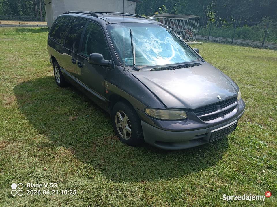 pogrzebowy chrysler grand voyager 24 151 koni Szydłowiec