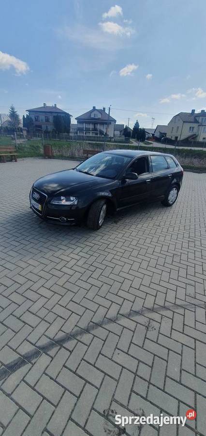 Audi A3 Sportback 20 TDI CFFB 140 gniazdo SD Łapy