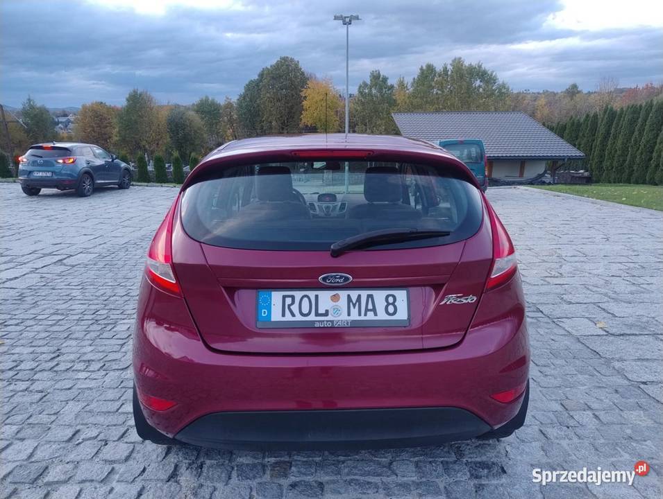 Ford fiesta 2010 12 benzyna 82 konie klima cd Myślenice