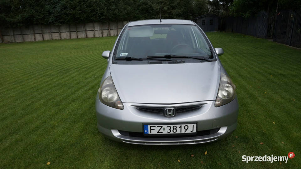 Honda Jazz zarejestrowany ubezpieczony Gwarancja klimatyzacja sprzedam