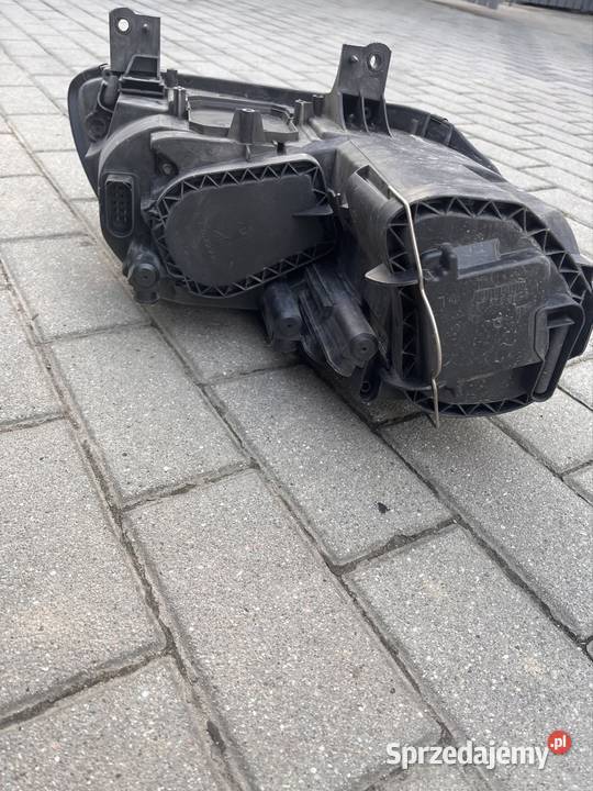 Volkswagen Touran I Lampa przednia 0301205201 osobowe Nysa