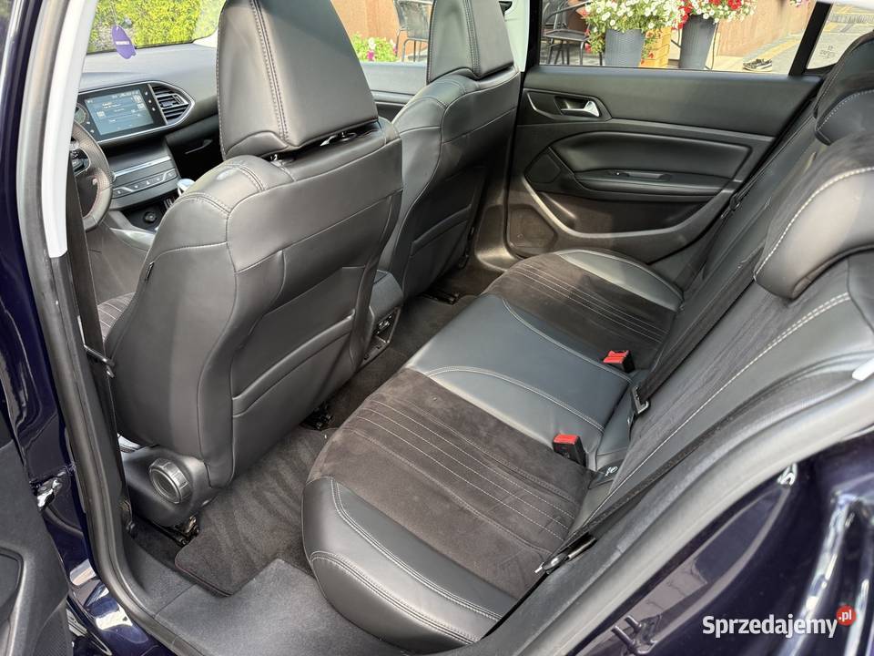 Peugeot 308 T9 Allure 20 BlueHDi Doinwestowany wielofunkcyjna kierownica Straszów