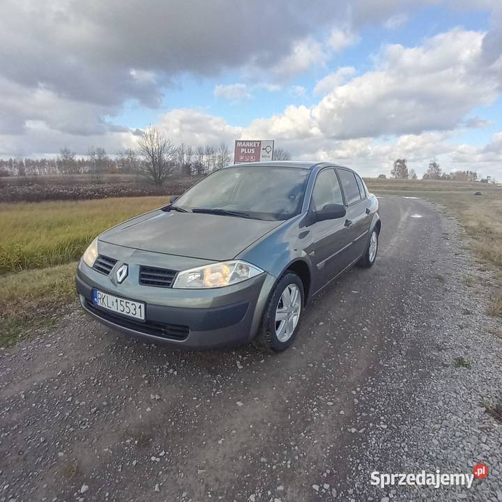 Renault Sedan / Limuzyna Megane Kolbuszowa