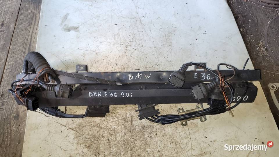 Listwa wtryskowa BMW Seria 3 E36 320i Łagów sprzedam
