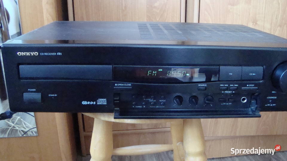 Sprzedam wzmacniacz ONKYO CR70R Szczecinek