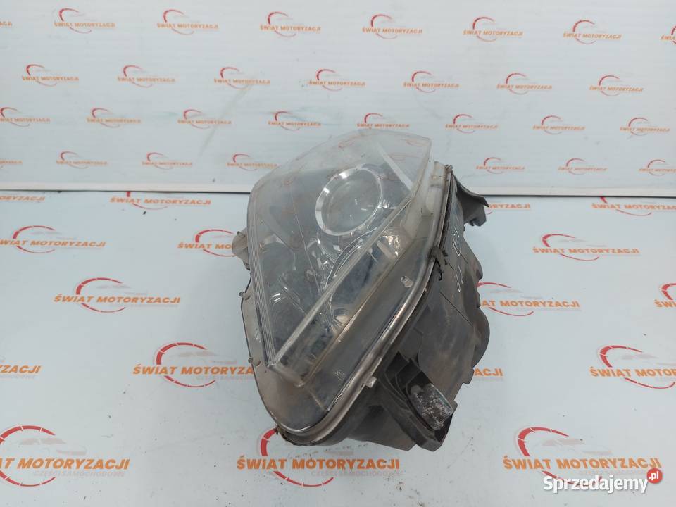 MERCEDES CLC CL203 10r lampa prawa przód ANGLIK Kielce sprzedam