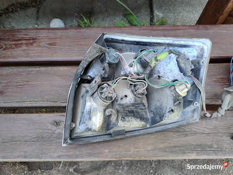 Lampa tył lewa prawa Audi A4 B6 osobowe Lampy tylne