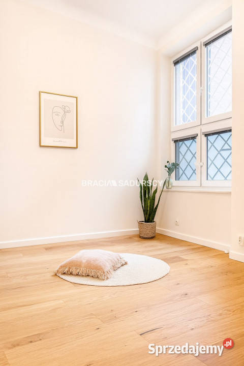 Mieszkanie 1031m2 4 pokojowe Kraków cegła