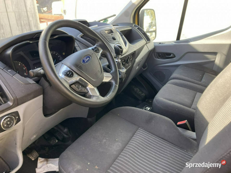 Ford Transit Ford Transit 22 DCI120 Klima Model światła przeciwmgłowe