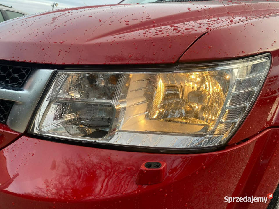 Fiat Freemont 20d 170 AWD 7 os DVD skóry Navi lakier metallic Gdańsk sprzedam