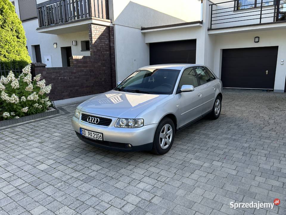 Audi A3 16 MPI Ambiente Climatronic Alufelgi ASR (kontrola trakcji) Ostrzeszów sprzedam
