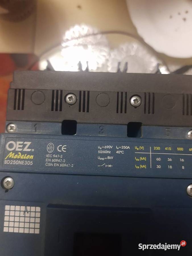 wyłącznik bd250ne305 Lelów