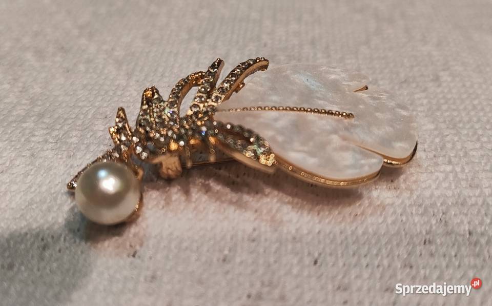 Broszka białe Piórko Piaseczno