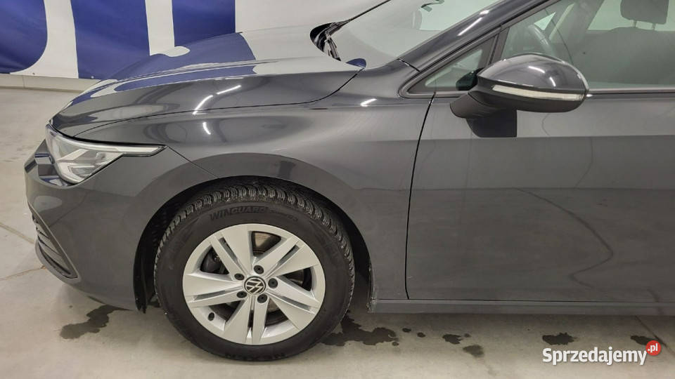 Volkswagen Golf VIII 20 TDI Life VIII 2020 Rok produkcji 2023 Motoryzacja Grójec