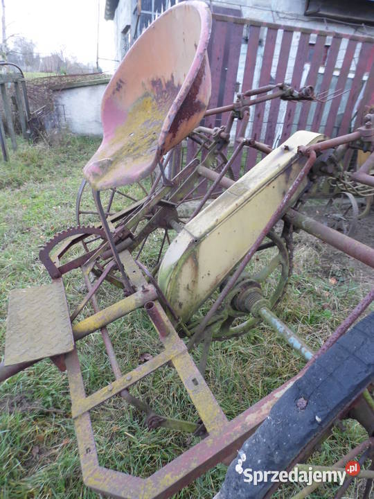 Przetrząsarka przegrabiarka konna widłowa do