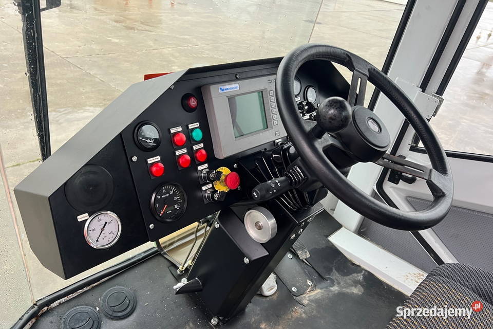 Ciągnik terminalowy Nicolas ASM14441 8x2x8 200 małopolskie Kraków sprzedam