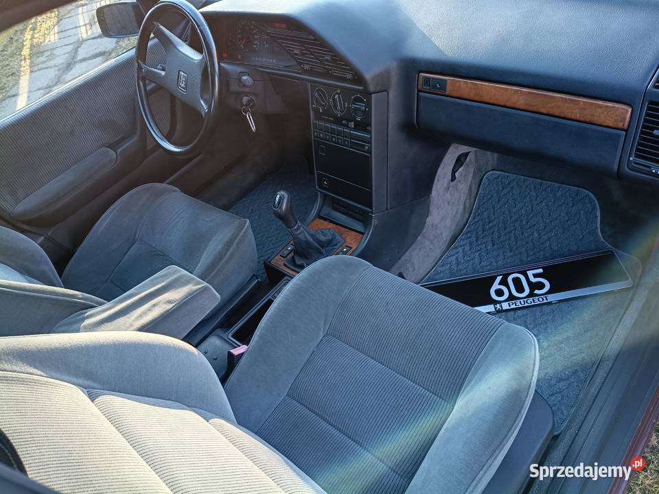 Peugeot 605 30 V6 Radom Sedan / Limuzyna