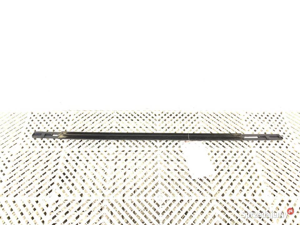 LISTWA ZGARNIAJĄCA TYŁ PRAWA MINI CLUBMAN F54